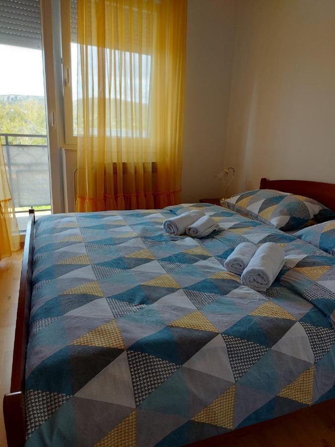 Apartman Luka Jadrtovac Exterior photo