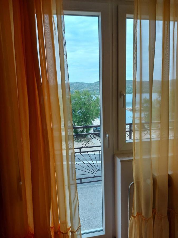 Apartman Luka Jadrtovac Exterior photo