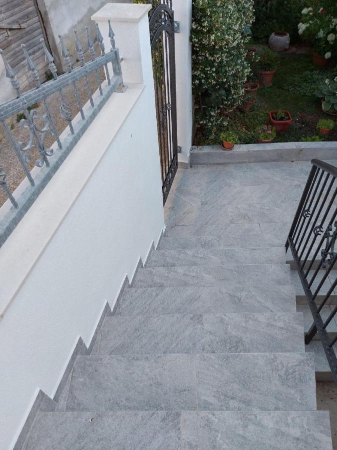 Apartman Luka Jadrtovac Exterior photo